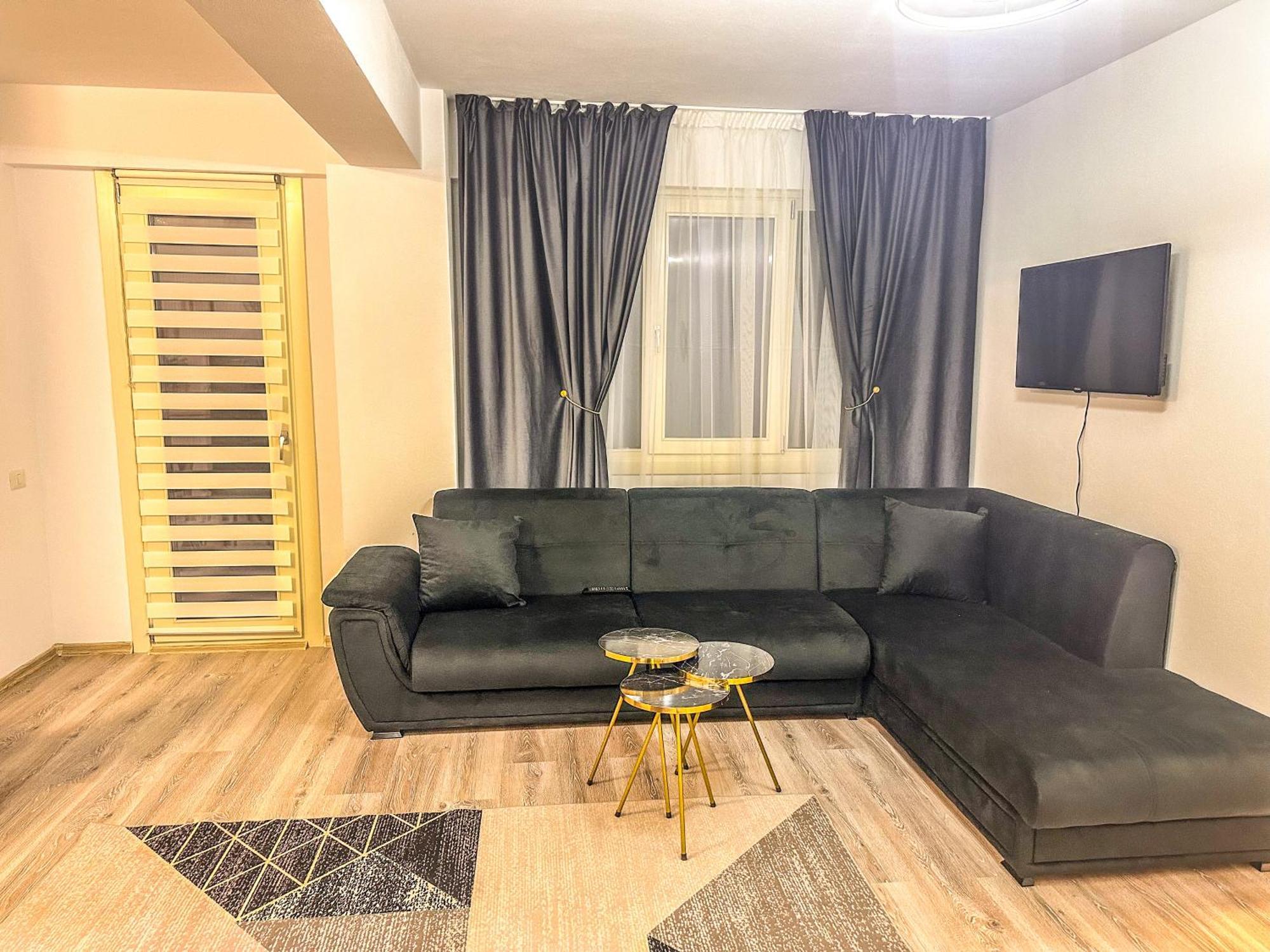 דירות גורה הומורולווי Luxury Bucovina מראה חיצוני תמונה